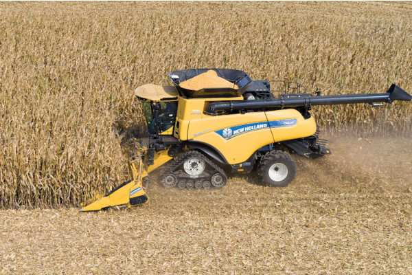New Holland | Combines & Headers | Corn Heads for sale at Berchtold Equipment Co., California