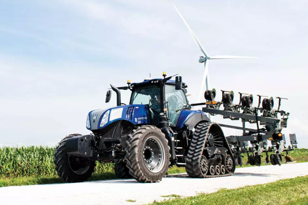 New Holland | Tractors & Telehandlers | Genesis T8 With PLM Intelligence™ for sale at Berchtold Equipment Co., California