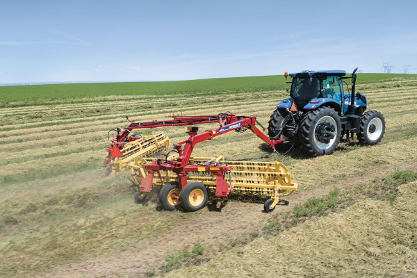 New Holland | Rolabar® 230 Twin Basket Rake | Model 230 TWIN BASKET for sale at Berchtold Equipment Co., California