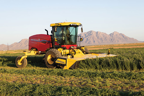 New Holland Speedrower® 160 PLUS for sale at Berchtold Equipment Co., California New Holland Speedrower® 160 PLUS for sale at Berchtold Equipment Co., California