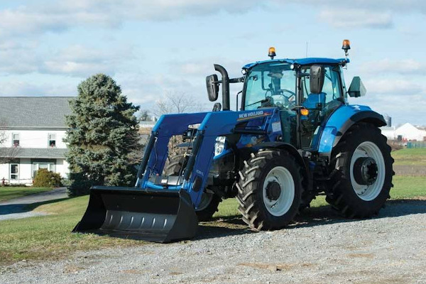 New Holland | T5 Series | Model T5.100 Dual Command™ for sale at Berchtold Equipment Co., California
