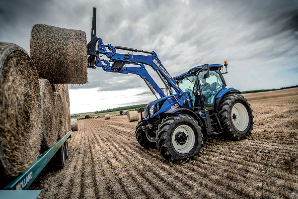 New Holland | T6 Series | Model T6.155 Dynamic Command for sale at Berchtold Equipment Co., California