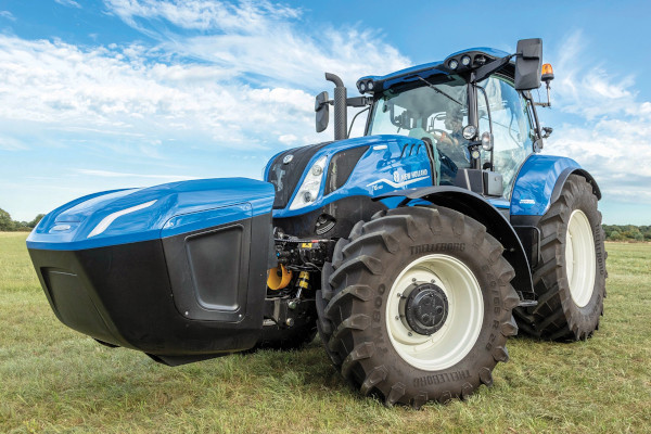New Holland | Tractors & Telehandlers | T6.180 Methane Power for sale at Berchtold Equipment Co., California