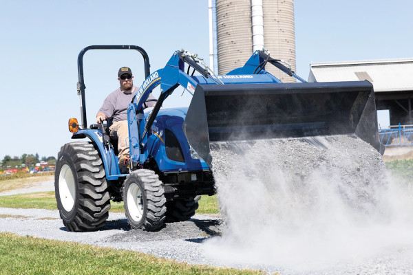 New Holland | Tractors & Telehandlers | Workmaster™ Compact 25/35/40 Series for sale at Berchtold Equipment Co., California