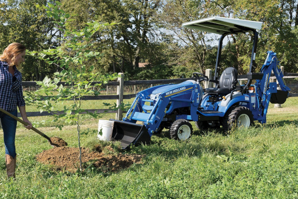 New Holland | Tractors & Telehandlers | Workmaster™ 25S Sub-Compact for sale at Berchtold Equipment Co., California