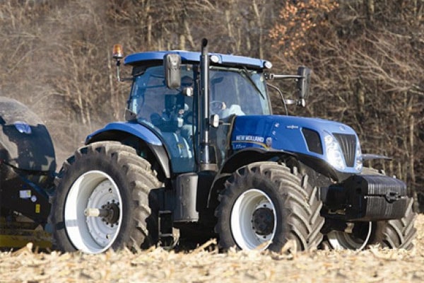 New Holland T7.270 SideWinder II for sale at Berchtold Equipment Co., California New Holland T7.270 SideWinder II for sale at Berchtold Equipment Co., California
