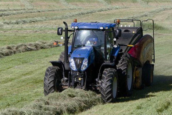 New Holland | T7 Series-Tier 4A | Model T7.250 for sale at Berchtold Equipment Co., California