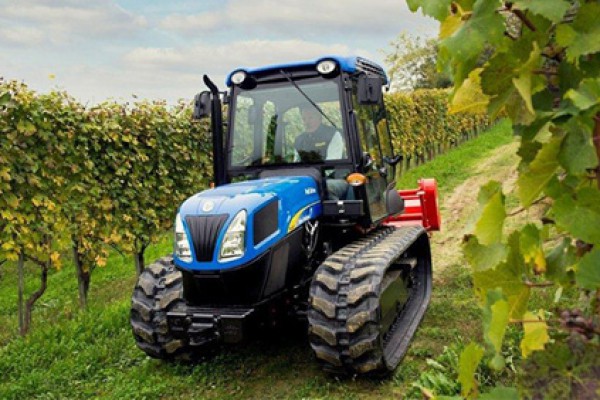 New Holland | TK4000 Crawler | Model TK4030V for sale at Berchtold Equipment Co., California