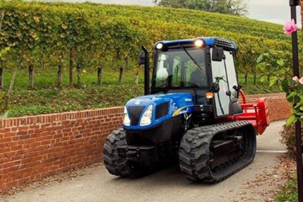 New Holland | TK4000 Crawler | Model TK4050 for sale at Berchtold Equipment Co., California